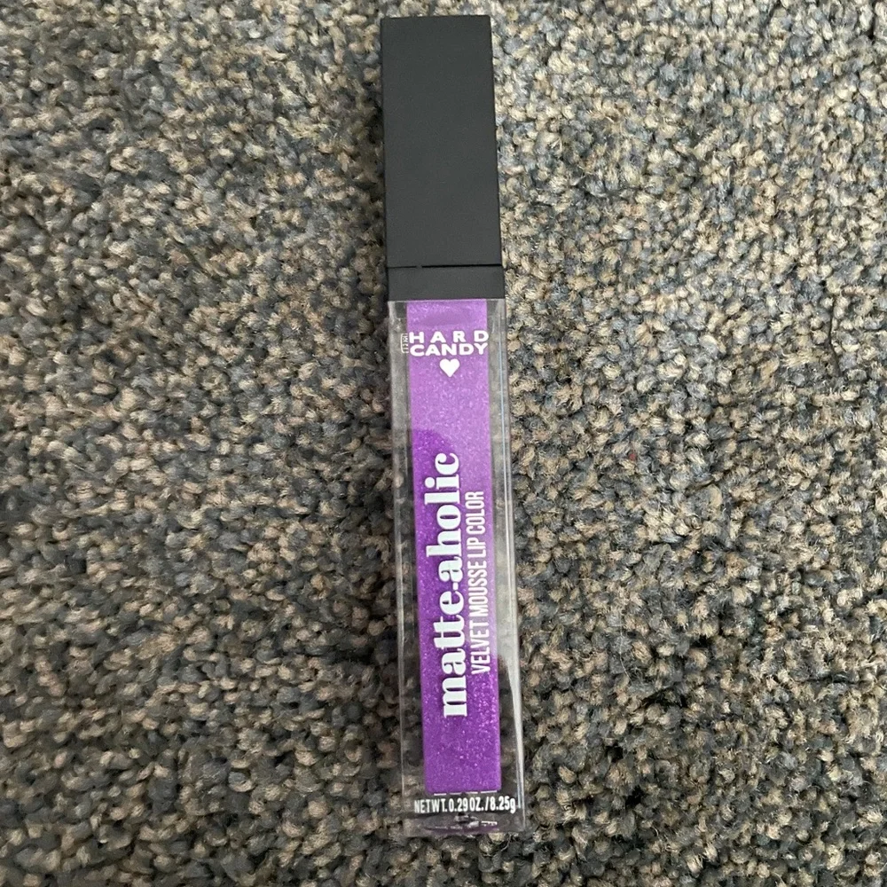Hard 🖤 Candy Matte-Aholic Velvet Lip Mousse